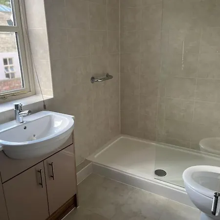1 Holdan Mews, 1 Bed House, Free Parking, Central Witney Exterior photo