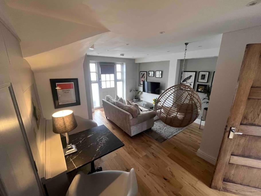Holiday home 1 Holdan Mews, 1 Bed House, Free Parking,